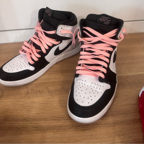 Air Jordan 1 Retro High OG 'Stage Haze' Sneakers Size 8.5 - Picture 2 of 8